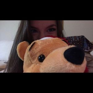 Meet your Posher, Daniella